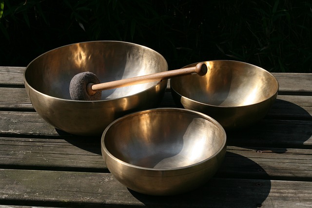 3 sound bowls